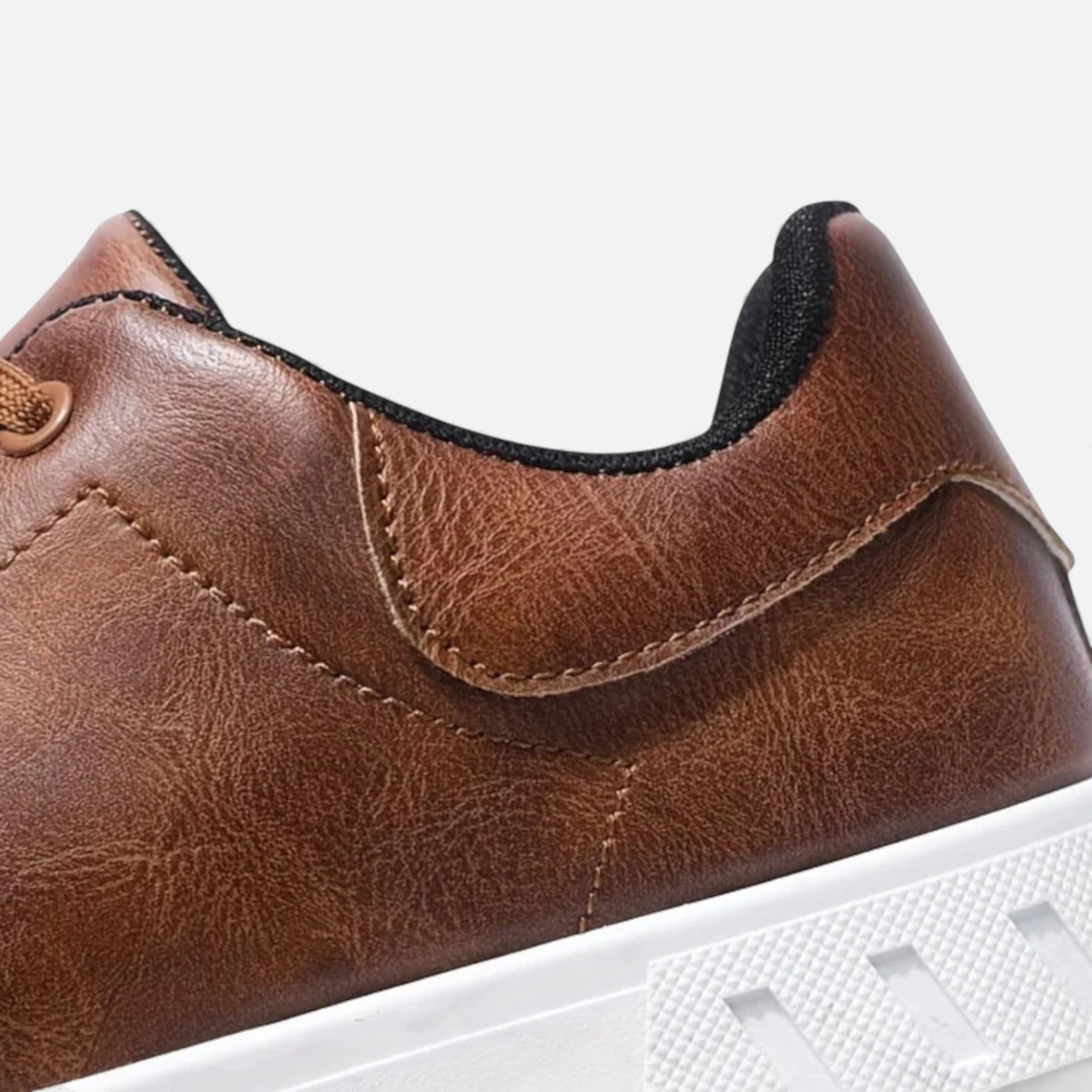 Monvéline | Men’s Classic Leather Casual Sneakers